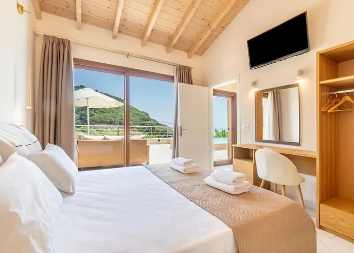 Villa Vasillis-heated Swimming Pool With Infinity View
