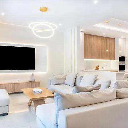 Vasillis-heated Swimming Pool With Infinity View