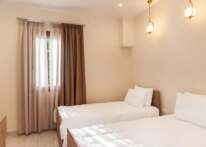 Vasillis-heated Swimming Pool With Infinity View