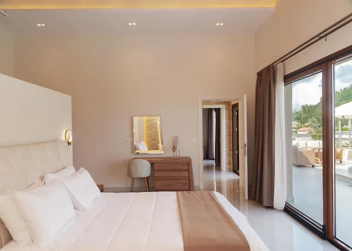 Vasillis-heated Swimming Pool With Infinity View Villa