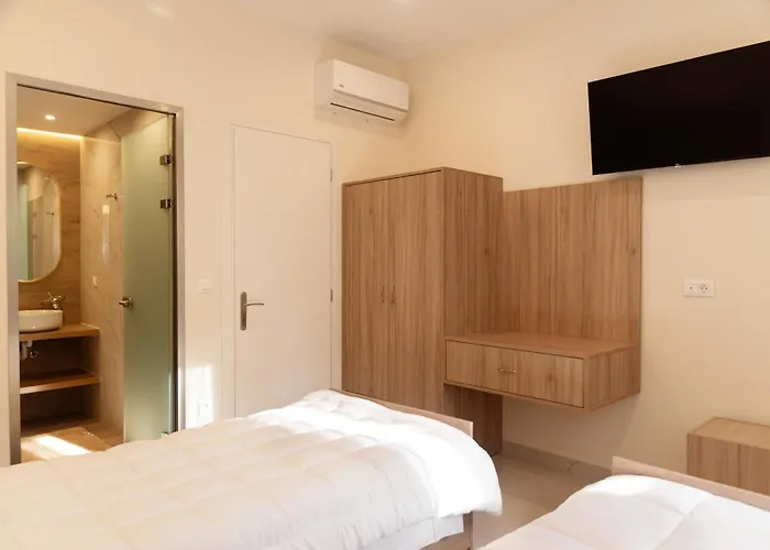 Vasillis-heated Swimming Pool With Infinity View *