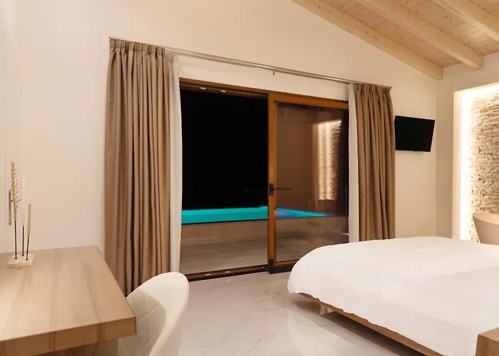 Villa Vasillis-heated Swimming Pool With Infinity View