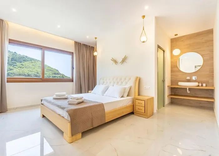 Villa Vasillis-heated Swimming Pool With Infinity View