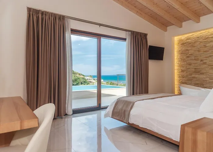 Vasillis-heated Swimming Pool With Infinity View *
