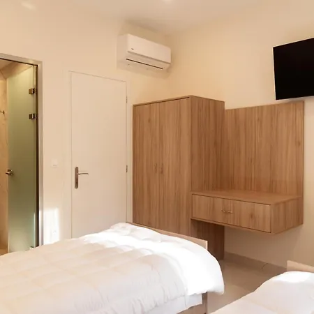 Vasillis-heated Swimming Pool With Infinity View *