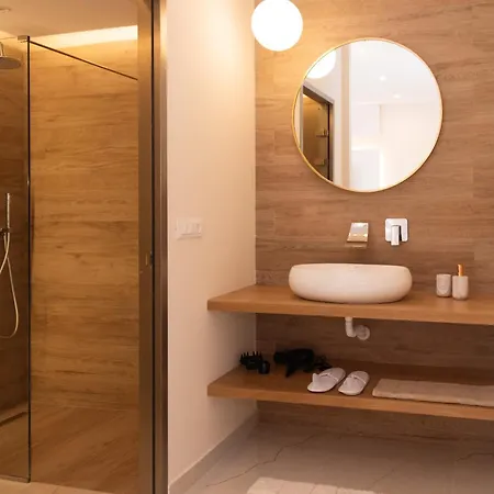 Vasillis-heated Swimming Pool With Infinity View Villa