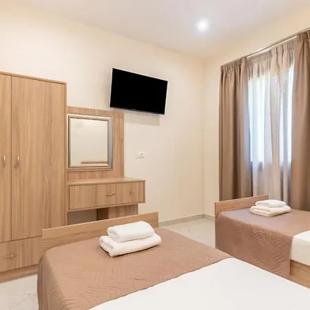 Vasillis-heated Swimming Pool With Infinity View